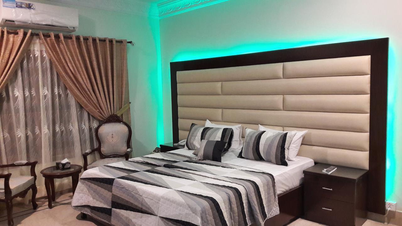 Hotel Seven 7 Karaçi Dış mekan fotoğraf