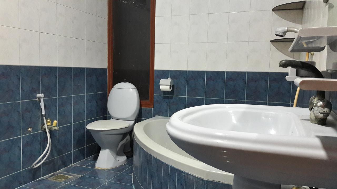 Hotel Seven 7 Karaçi Dış mekan fotoğraf