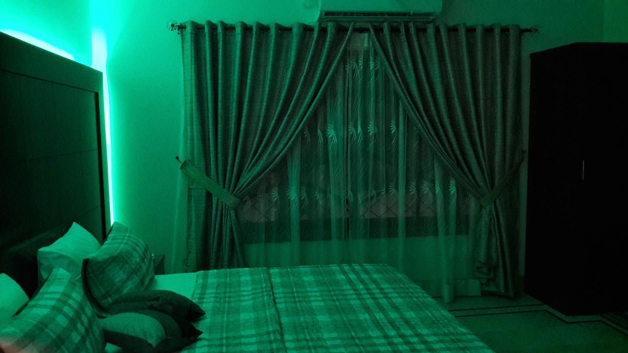 Hotel Seven 7 Karaçi Dış mekan fotoğraf