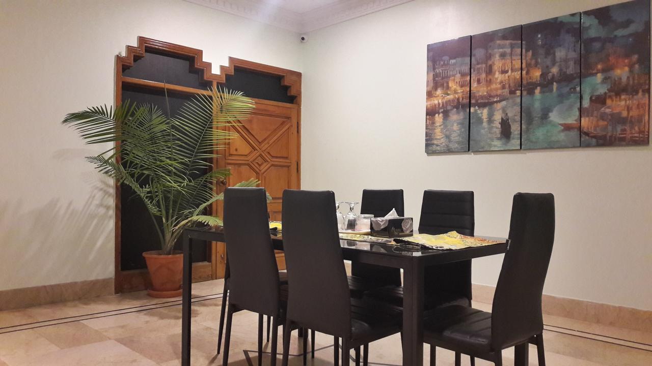 Hotel Seven 7 Karaçi Dış mekan fotoğraf