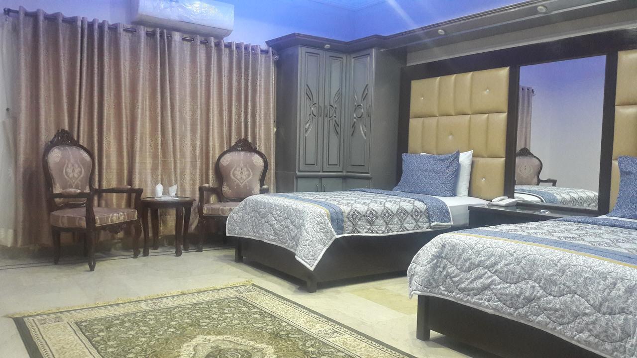 Hotel Seven 7 Karaçi Dış mekan fotoğraf