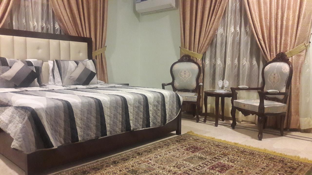 Hotel Seven 7 Karaçi Dış mekan fotoğraf