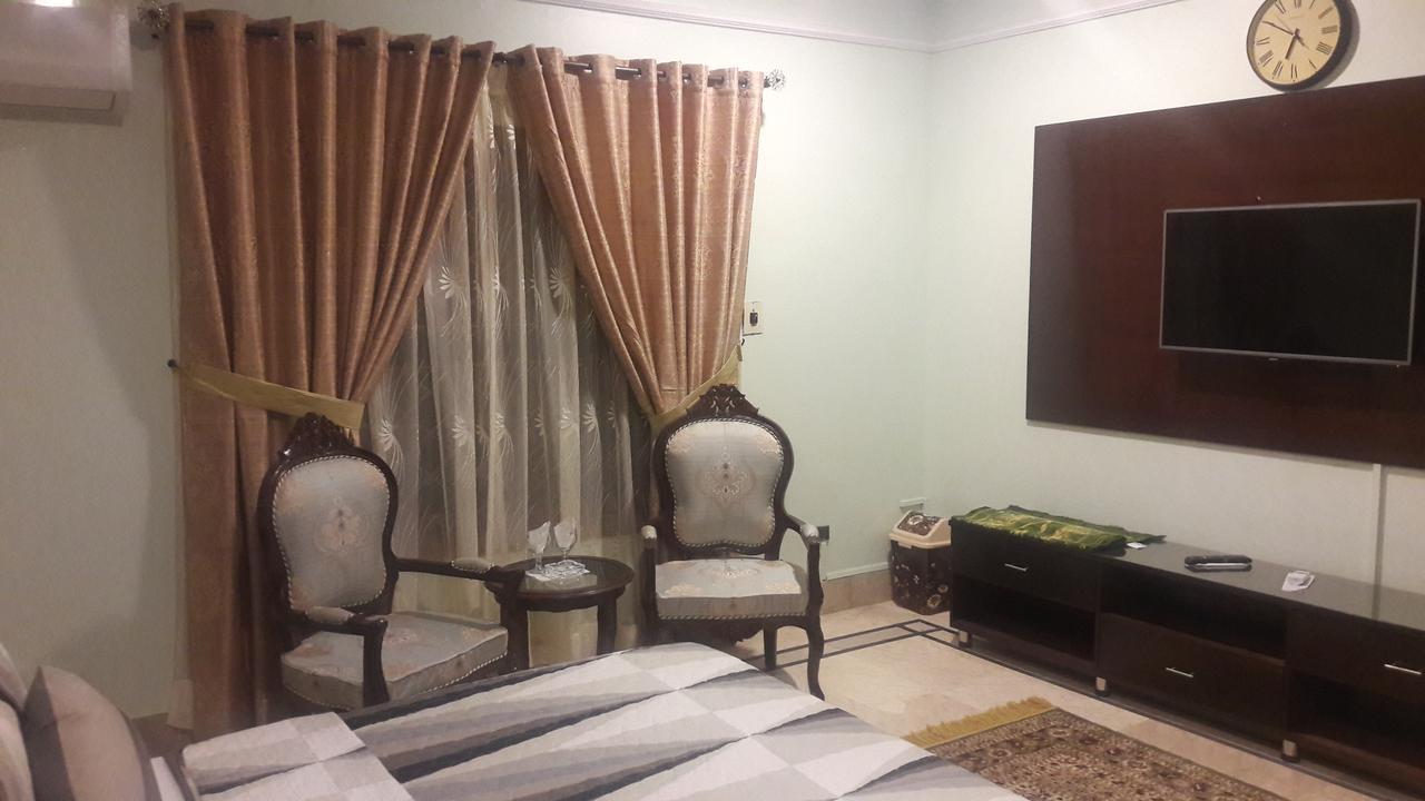 Hotel Seven 7 Karaçi Dış mekan fotoğraf