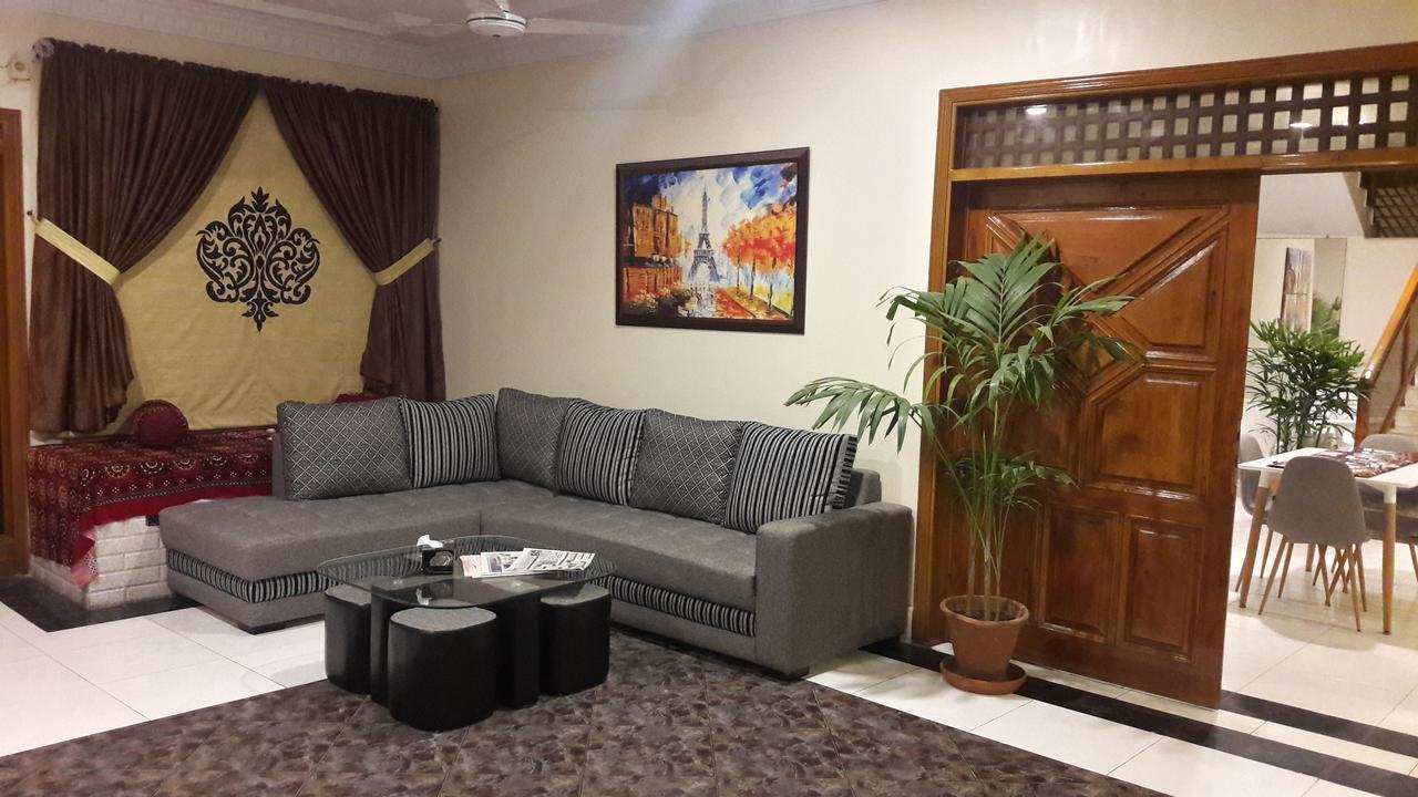 Hotel Seven 7 Karaçi Dış mekan fotoğraf